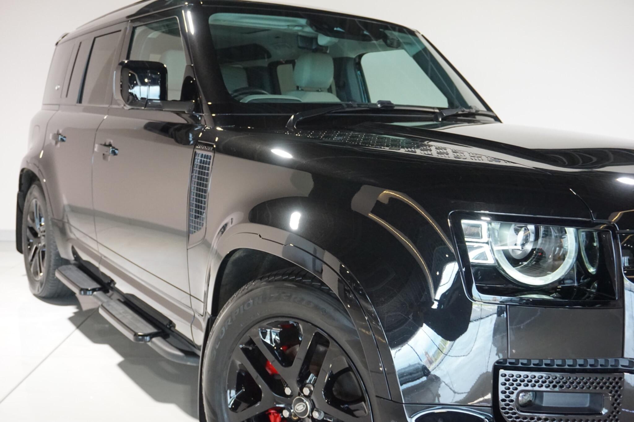 Land Rover Defender 110 3.0 D250 MHEV XS Edition SUV 5dr Diesel Auto 4WD Euro 6 (s/s) (250 ps)